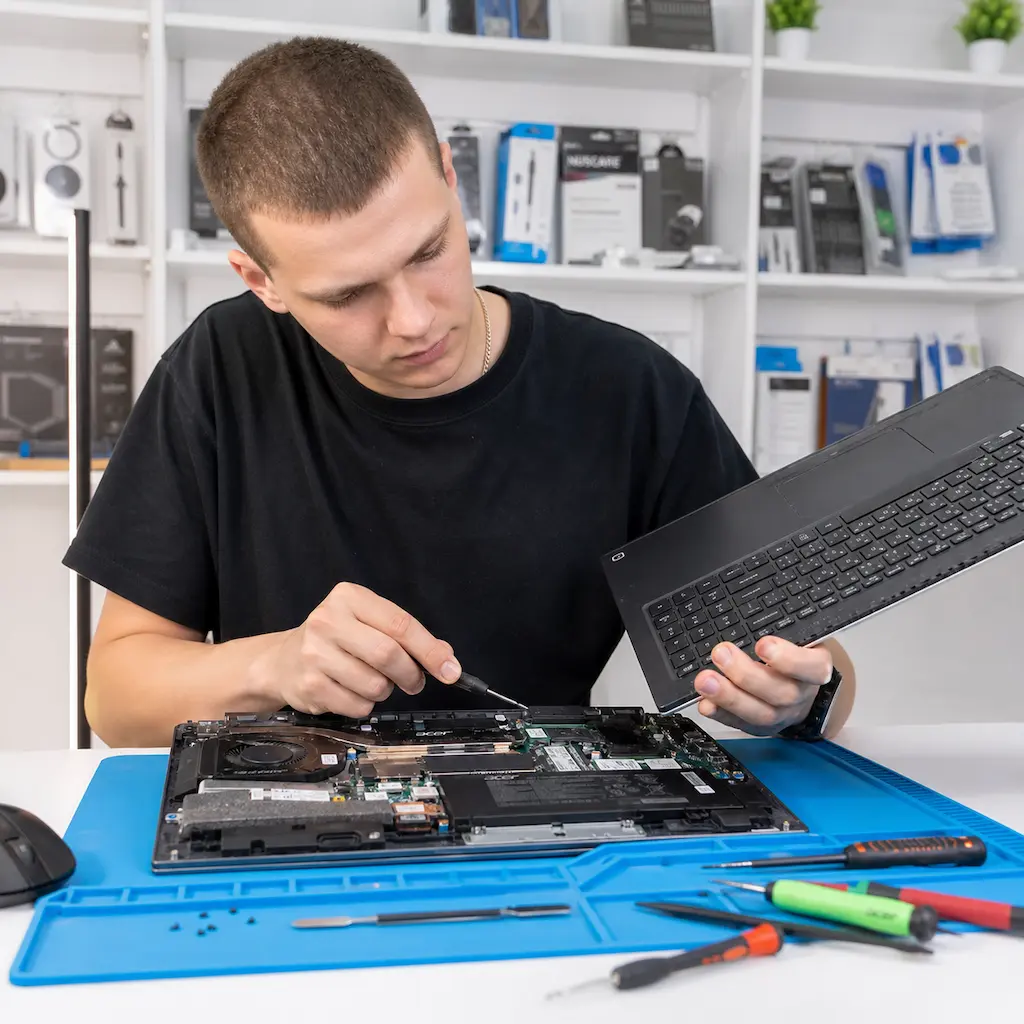 заменить клавиатуру на ноутбуке Acer в Томске